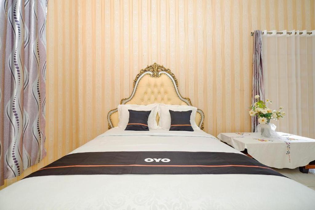 Guest House Gethsemane Salatiga Exterior foto