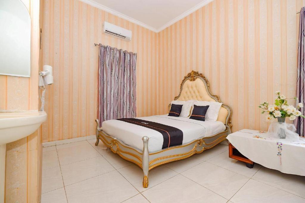 Guest House Gethsemane Salatiga Exterior foto